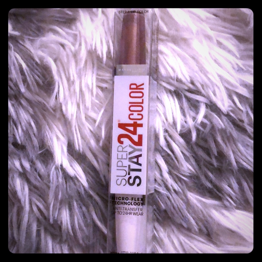 Super Stay 24 Color